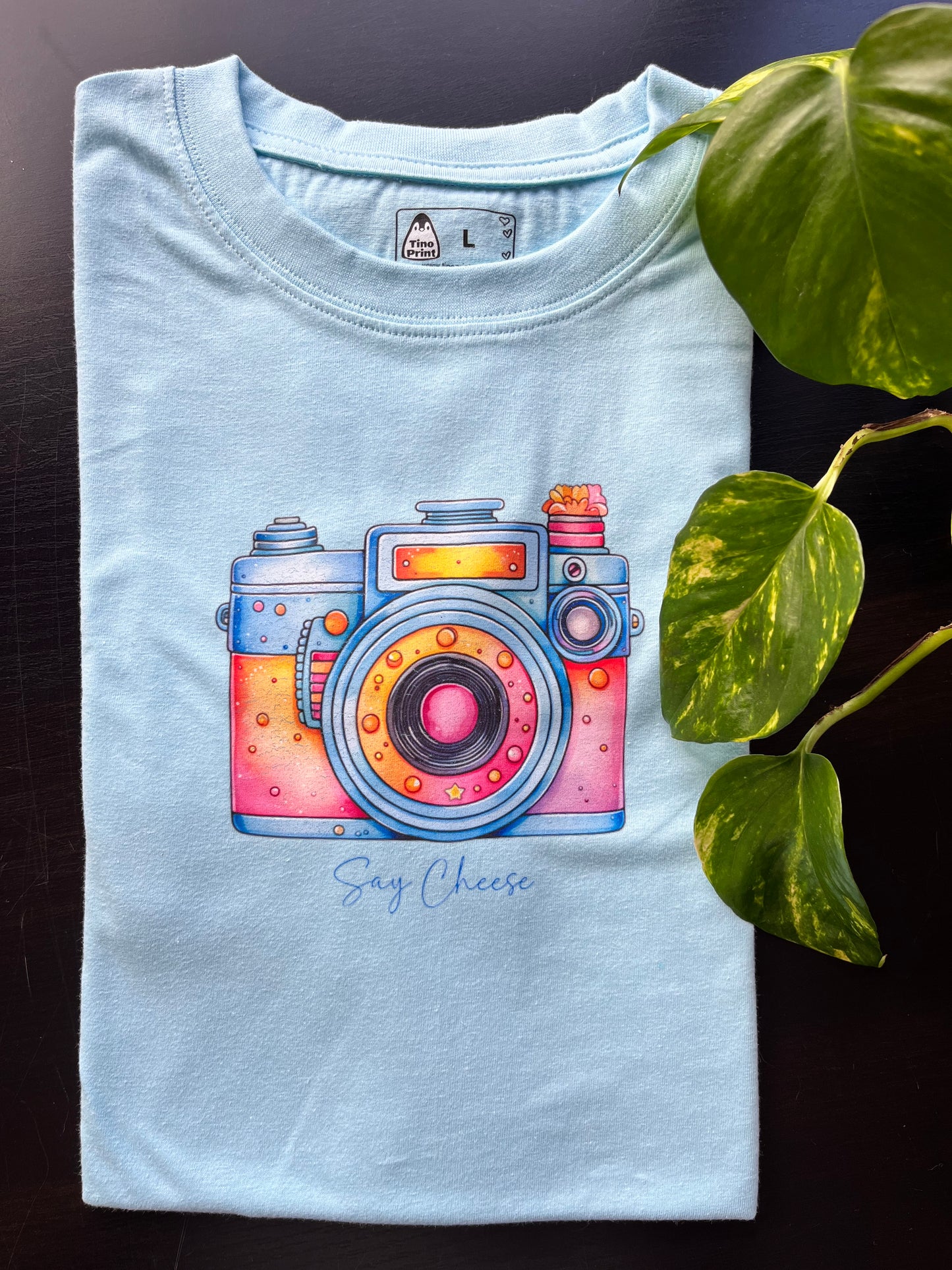 T-shirt unisexe couleurs pastel 100% coton biologique.