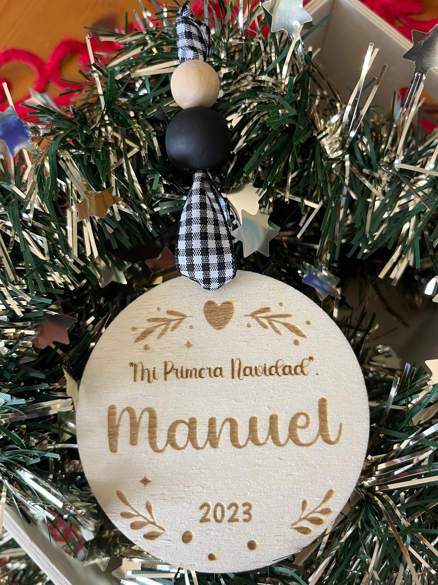 bola de madera personalizada para árbol de navidad