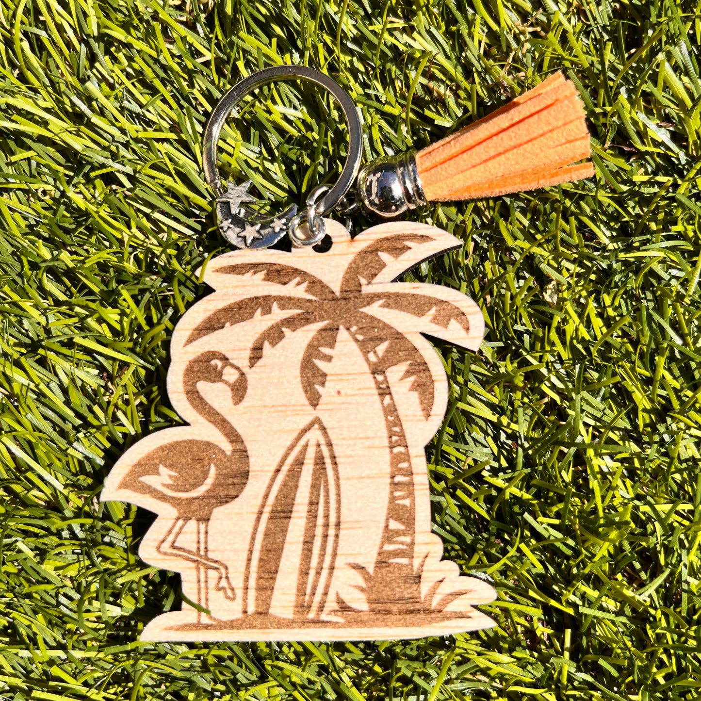 llaveros de madera con nombre personalizados con diseño de playa