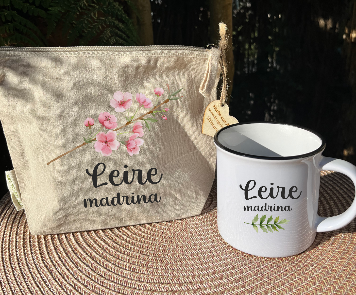 regalo madrina boda neceser y taza personalizados