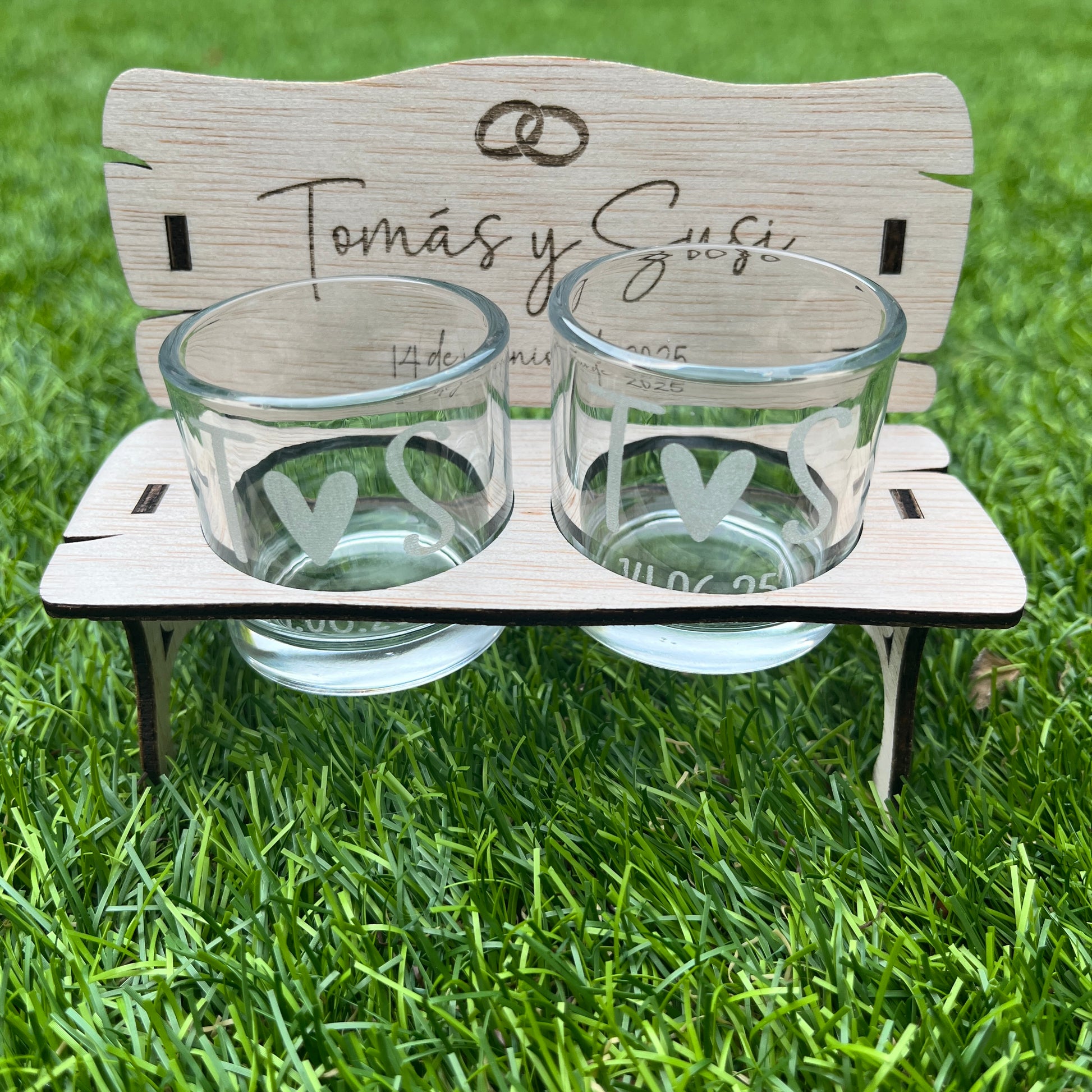 banco de chupitos para parejas personalizado de madera