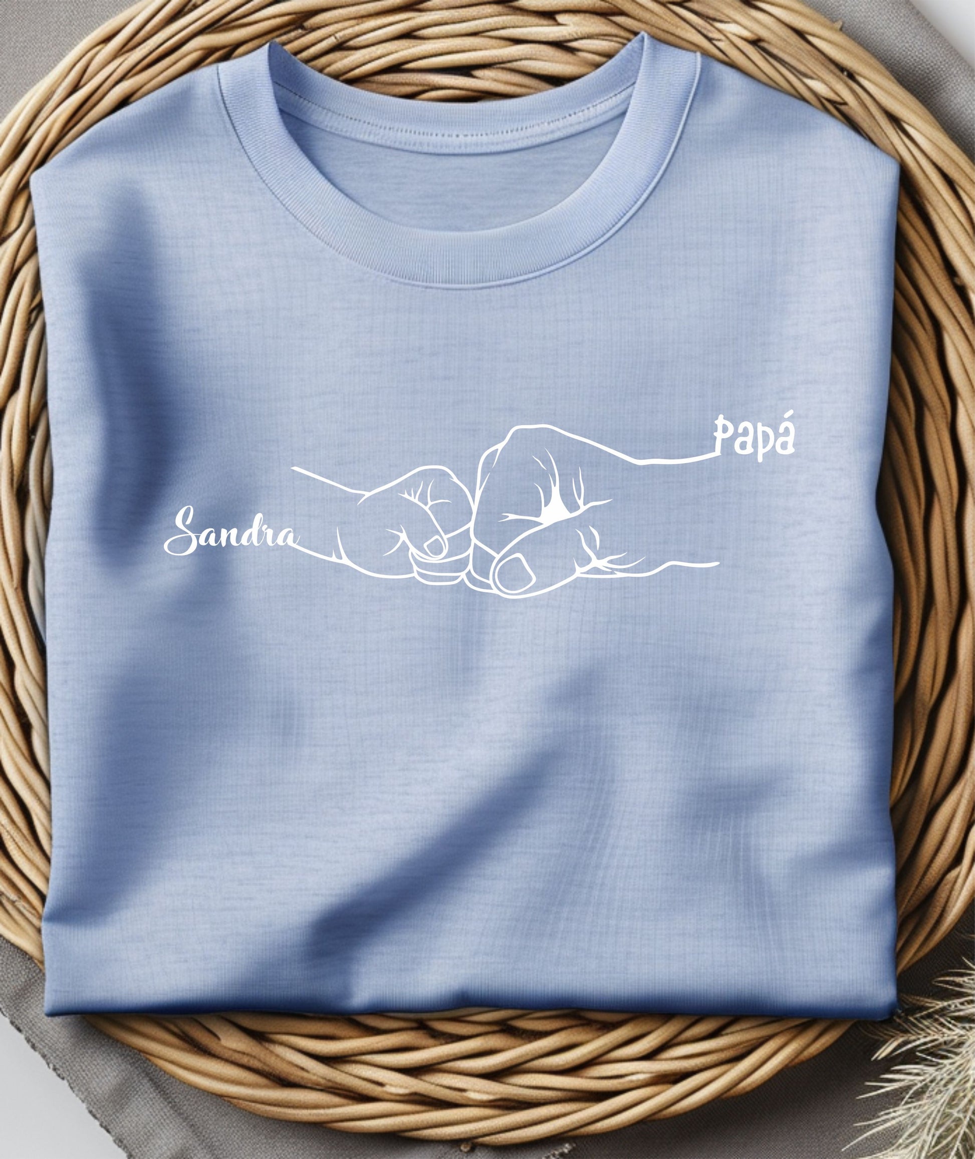 Camiseta para el día del padre chocando puños