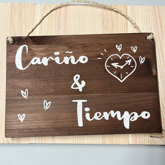 Cartel de madera pintada a mano con grabado