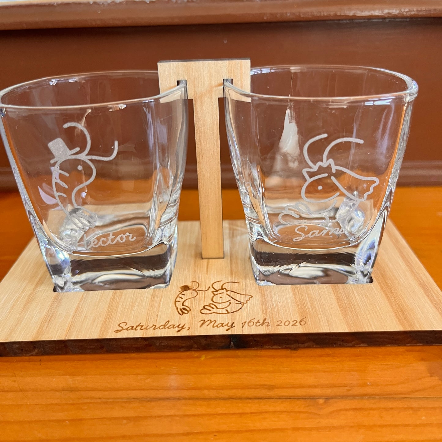 Pareja de chupitos personalizados para bodas