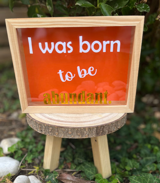 hucha de madera personalizada con nombre o frase