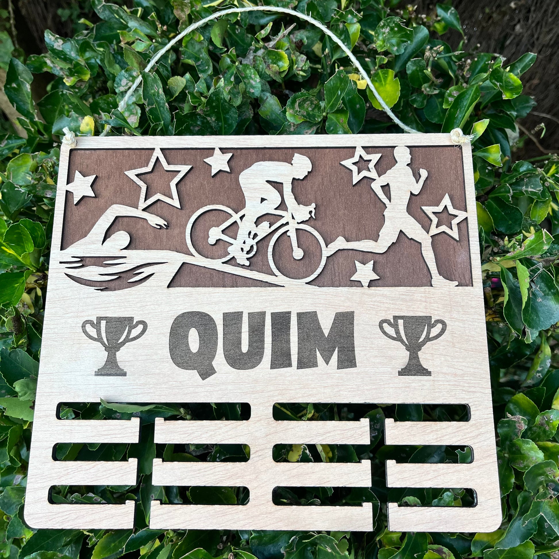 Medallero artesanal de madera para regalo deportivo