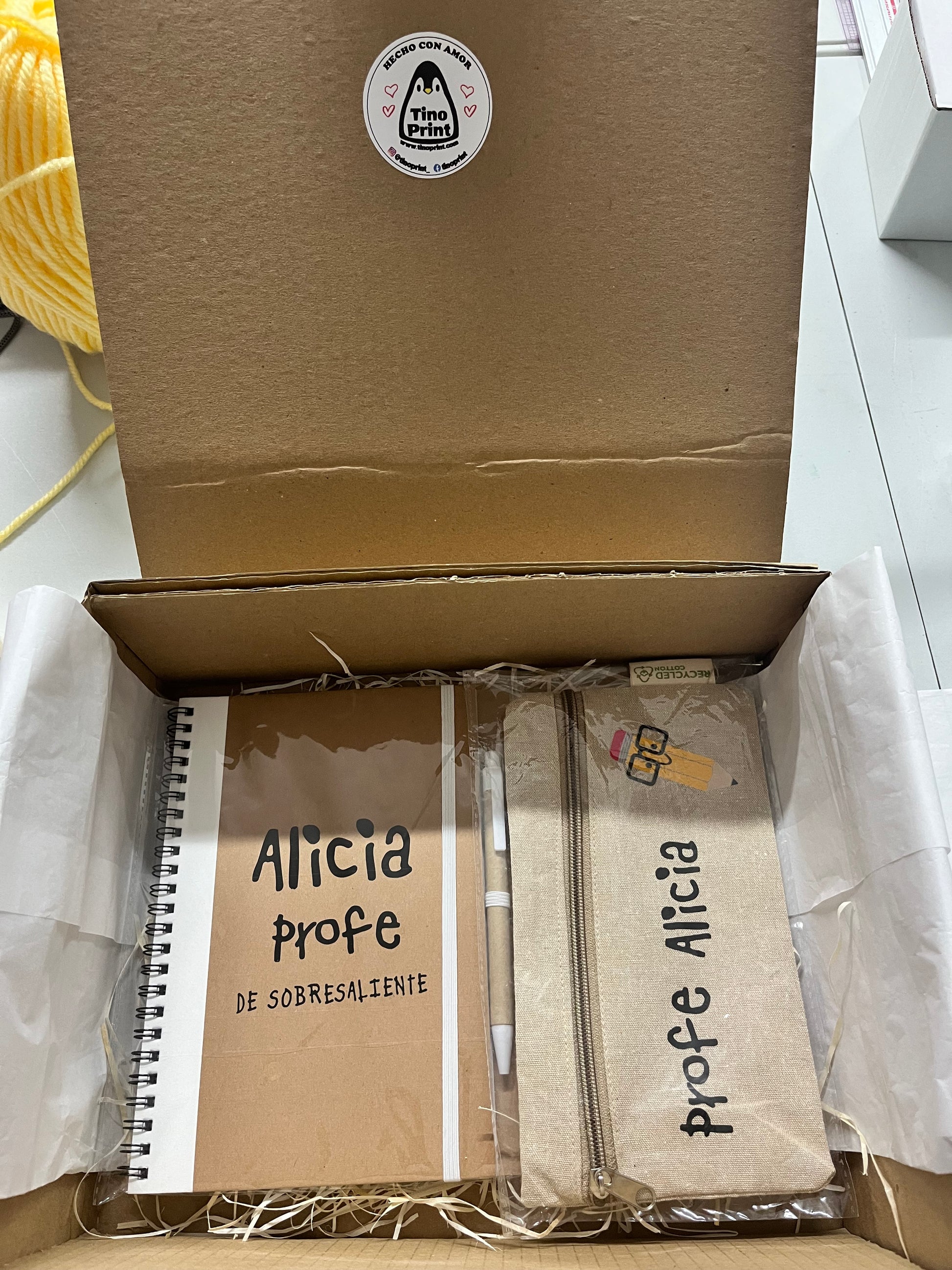 kit de regalo para profesores en su caja para envio