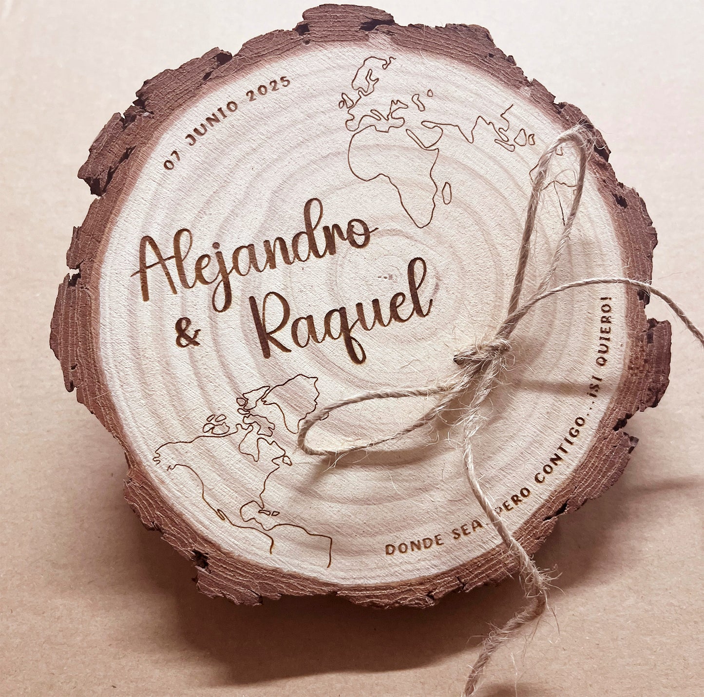 Porta Alianzas De Madera Personalizado.
