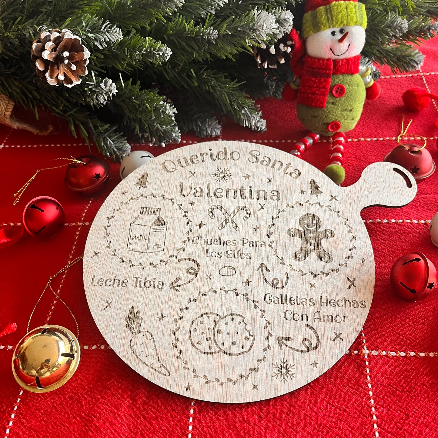 Bandeja de madera personalizada para Santa con espacios para leche, galletas y chuches