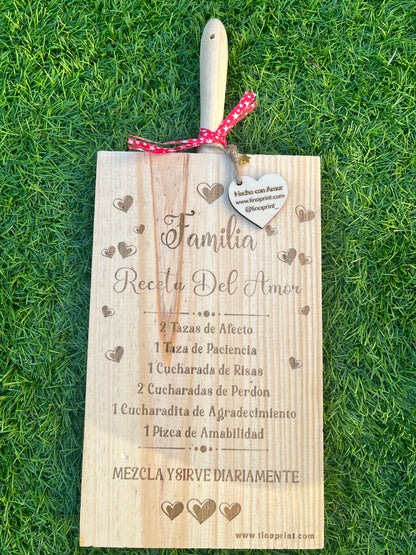 tabla de madera personalizada para familia con receta del amor
