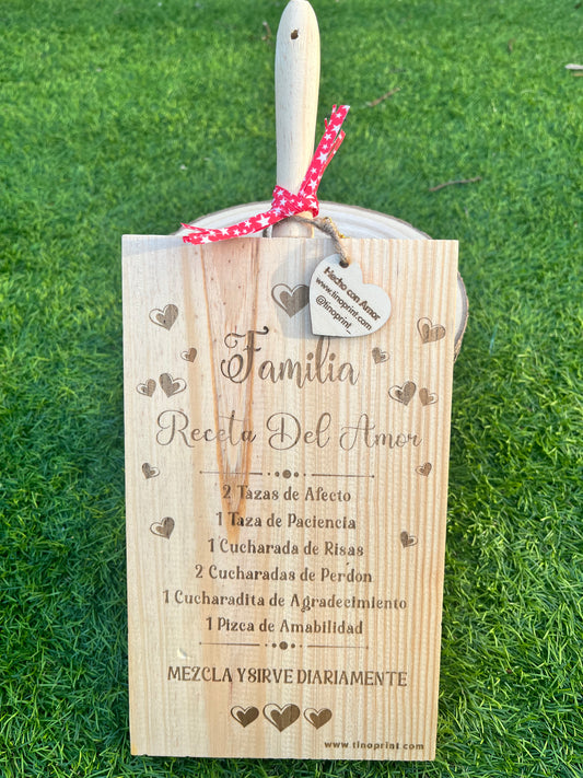 regalo familia personalizado en tabla de madera grabada
