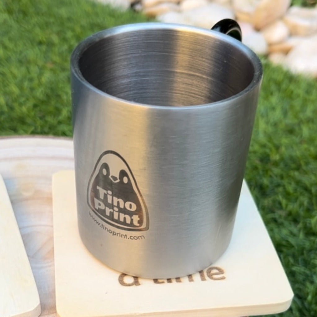 taza metálica personalizable ideal para camping u oficina