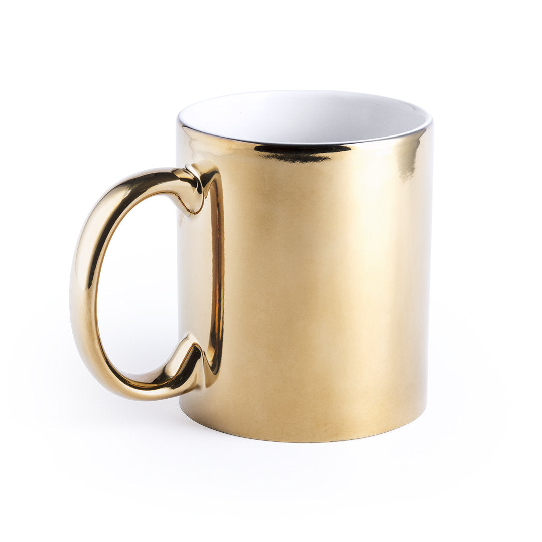 Taza con acabado brillante metalizado en dorado