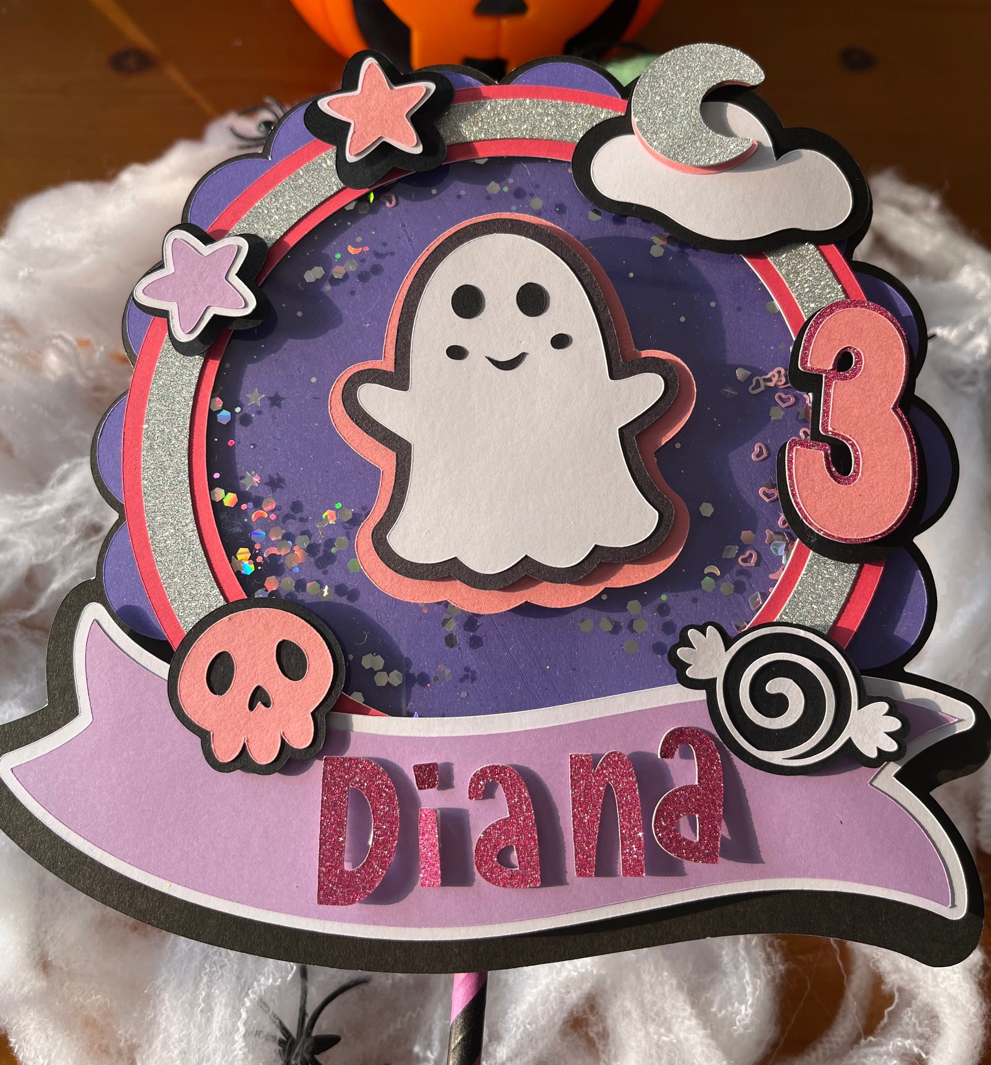 Topper artesanal con tres capas de cartulina y efecto tridimensional