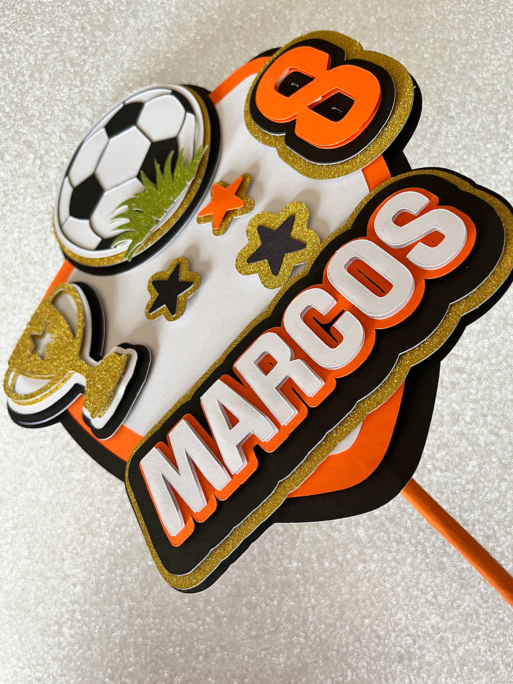 Topper para tartas futbol Marcos con tres capas de cartulina y efecto tridimensional
